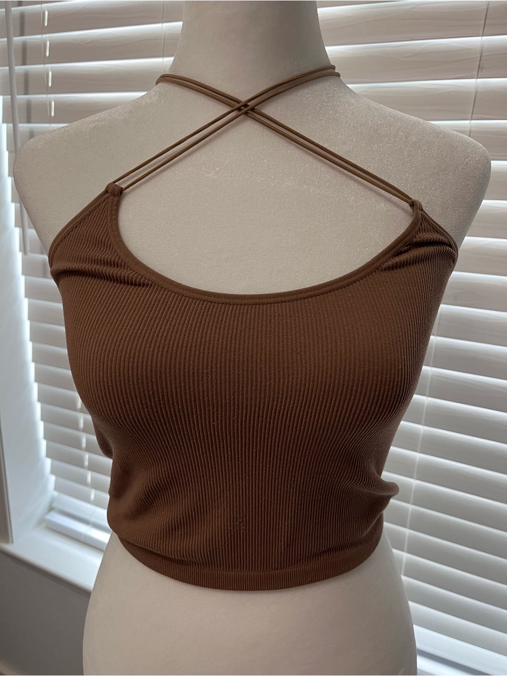Source Unknown Ribbed Crisscross Strap Crop Tank - Brown